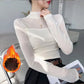 Top de malla de cuello alto para mujer