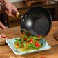 Wok de hierro fundido martillado a mano sin revestimiento con tapa