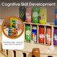 Juguetes para niños que combinan con el color de las botellas